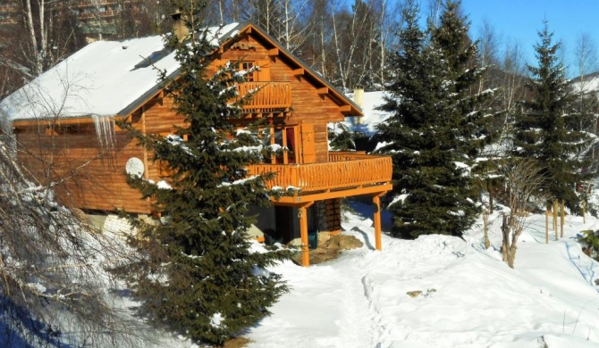 Chalet de 4 chambres avec jardin amenage a Ax les Thermes a 1 km des pistes