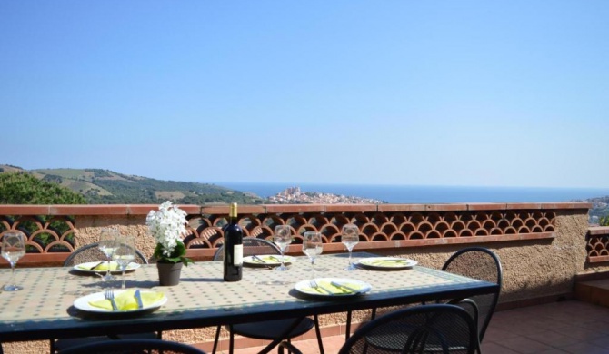 Villa superbe vue sur mer et sur la montagne jardin terrasses