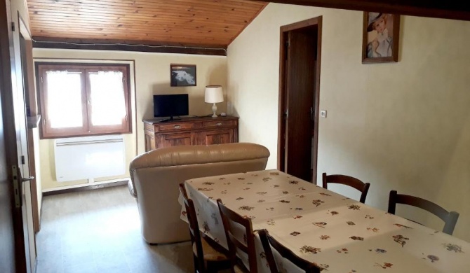 Appartement de 3 chambres avec wifi a Belcaire a 6 km des pistes