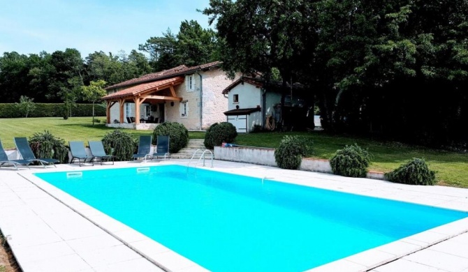 Beautiful holiday home in Verteillac with pool