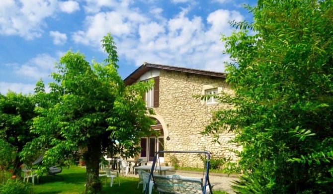 Appartement d'une chambre avec piscine partagee jardin amenage et wifi a Blaignac