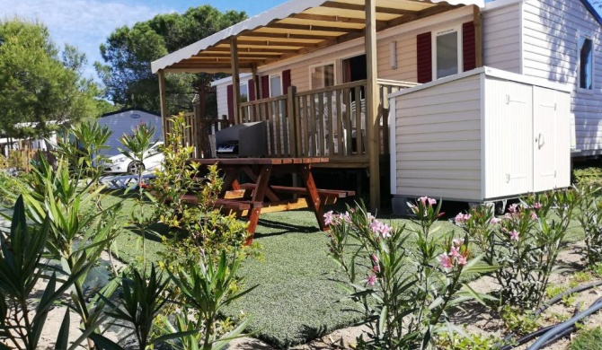 Mobil Home Résidentiel 6/8 personnes en Village Vacances à Canet Plage