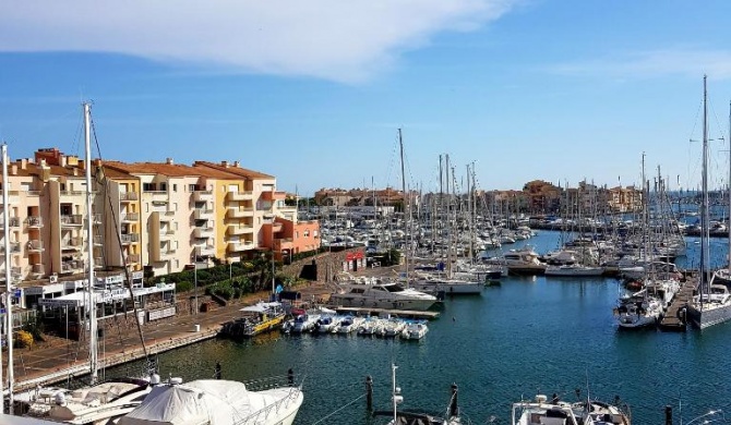 Appartement de 2 chambres avec vue sur la mer et balcon amenage a Cap d'Agde a 1 km de la plage