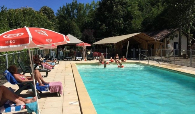 Safari tent at Camping de la Bonnette