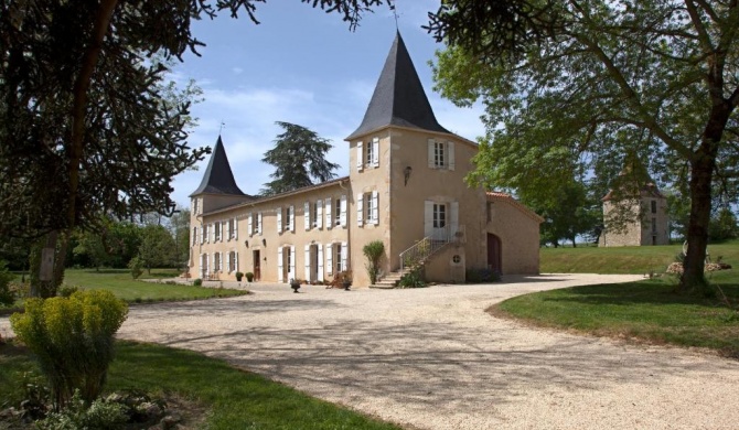 Maison d hotes de Charme Les Bruhasses Campagne Parc de 3 ha Vignoble familial Armagnac