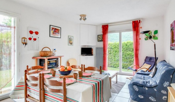 Appartement Esquièze-Sère, 3 pièces, 6 personnes - FR-1-402-24