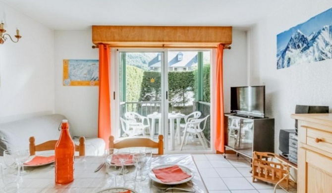 Appartement Esquièze-Sère, 2 pièces, 6 personnes - FR-1-402-31