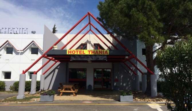 HOTEL THANIA